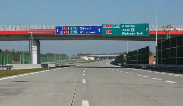Która autostrada jest dłuższa: A1 czy A2? Porównanie długości i przebiegu Która autostrada jest dłuższa: A1 czy A2? Porównanie długości i przebiegu