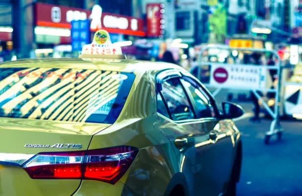 Pomysł na biznes z własnym samochodem — jak wykorzystać auto do zarobku? Pomysł na biznes z własnym samochodem — jak wykorzystać auto do zarobku?