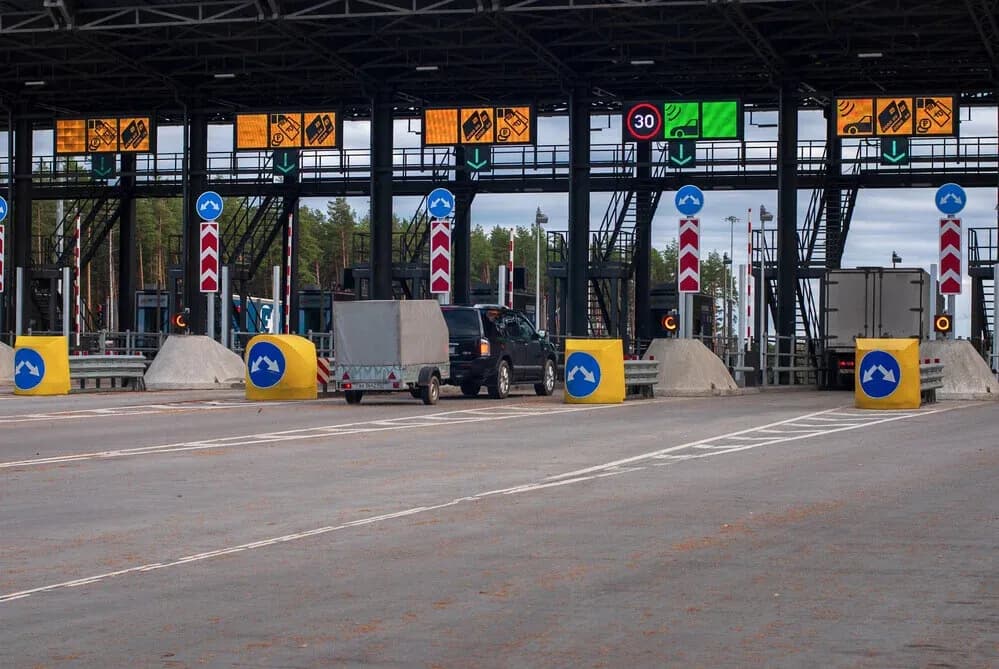 Czy można płacić kartą na autostradzie? Sprawdź, co warto wiedzieć! Czy można płacić kartą na autostradzie? Sprawdź, co warto wiedzieć!