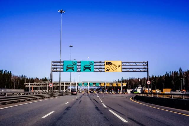 Jak zapłacić za autostradę i uniknąć mandatu – sprawdzone metody płatności Jak zapłacić za autostradę i uniknąć mandatu – sprawdzone metody płatności