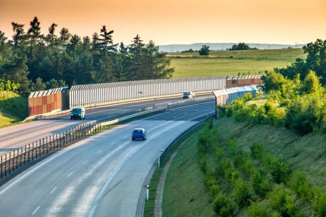 Gdzie kupić winiety na polskie autostrady i uniknąć mandatów na trasie Gdzie kupić winiety na polskie autostrady i uniknąć mandatów na trasie