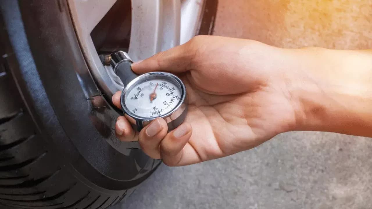 Jakie ciśnienie w oponach zimowych 205/55 R16? Uniknij błędów i zwiększ bezpieczeństwo! Jakie ciśnienie w oponach zimowych 205/55 R16? Uniknij błędów i zwiększ bezpieczeństwo!